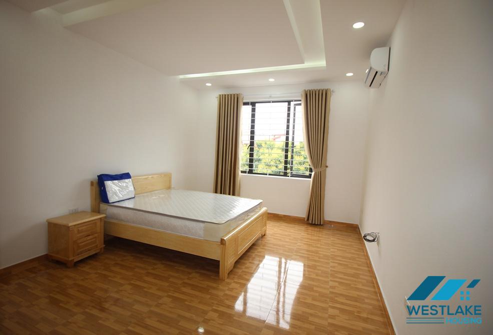 An affordable 3 bedroom house for rent in Dang Thai Mai, Tay Ho, Ha Noi