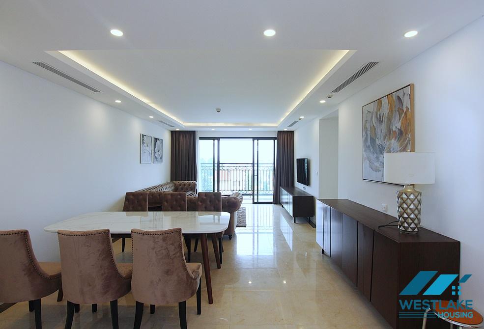 A royal 3 bedroom apartment for rent in D' Le Roi Soleil building, Xuan Dieu, Tay Ho