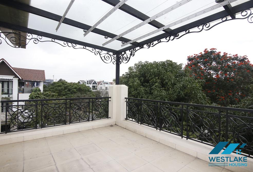 Unfunished house in Vinhomes Reverside, Long Bien, Ha Noi for rent