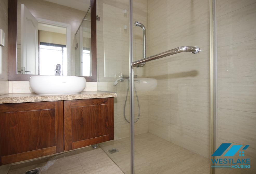 Unfunished house in Vinhomes Reverside, Long Bien, Ha Noi for rent