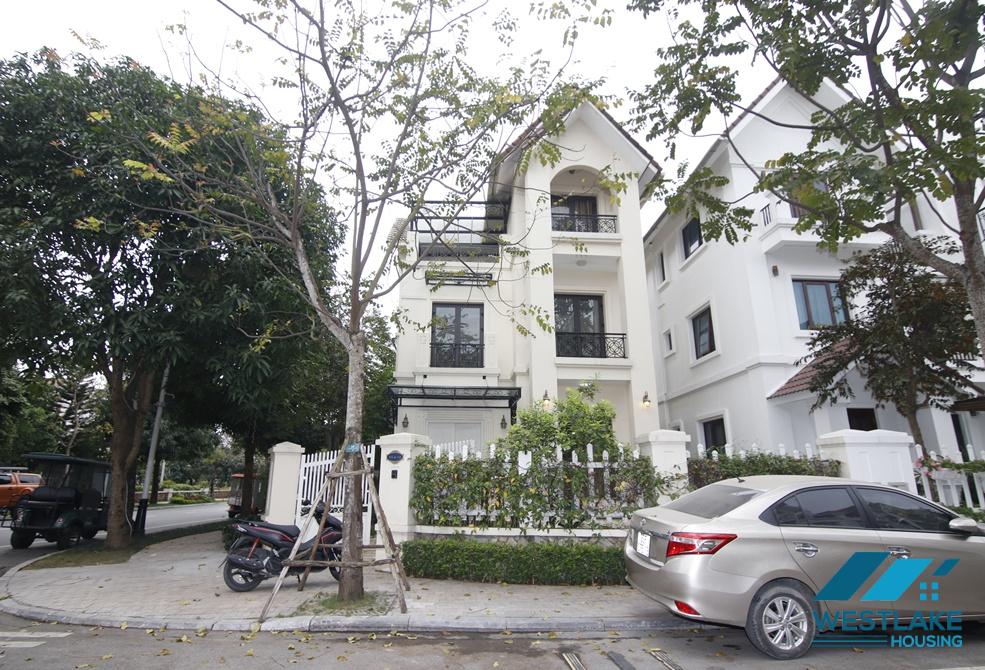 Unfunished house in Vinhomes Reverside, Long Bien, Ha Noi for rent