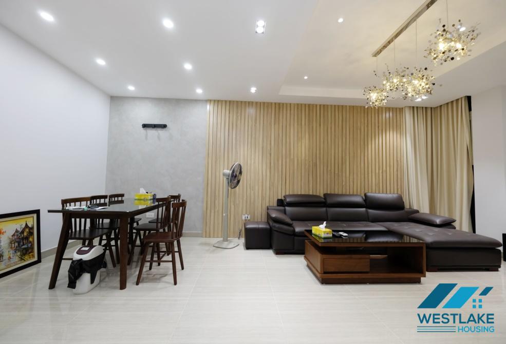 Cho thuê căn hộ 3 phòng ngủ đầy đủ nội thất tại tòa nhà Ciputra Condo