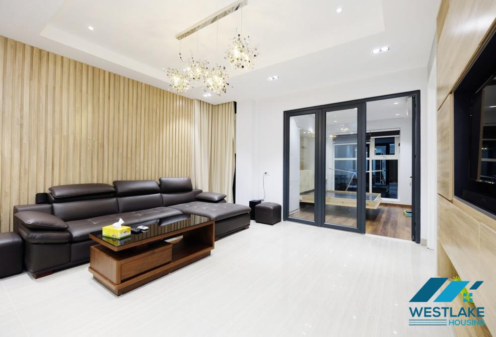 Cho thuê căn hộ 3 phòng ngủ đầy đủ nội thất tại tòa nhà Ciputra Condo