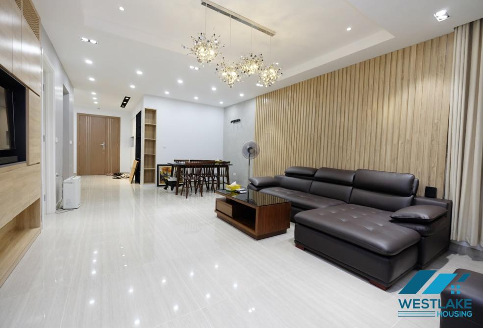 Cho thuê căn hộ 3 phòng ngủ đầy đủ nội thất tại tòa nhà Ciputra Condo