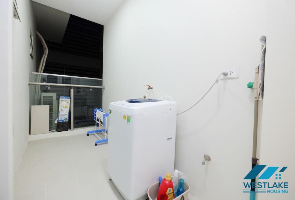 Cho thuê căn hộ 3 phòng ngủ đầy đủ nội thất tại tòa nhà Ciputra Condo