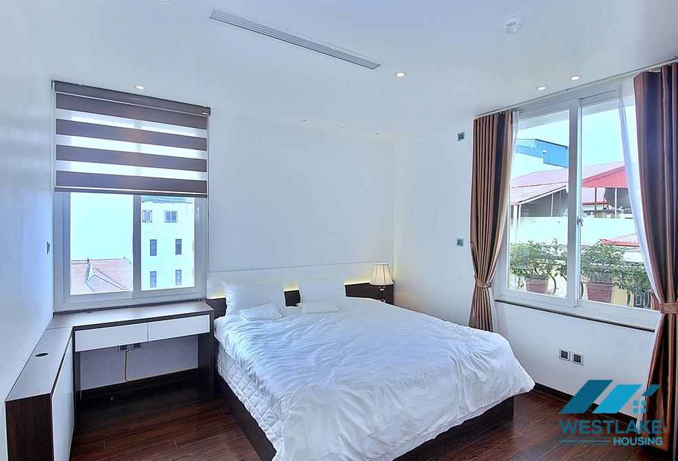 Cho Thuê Căn Hộ 2 Phòng Ngủ Cao Cấp Tầng Cao Tại Phố Từ Hoa Tây Hồ, Hà Nội