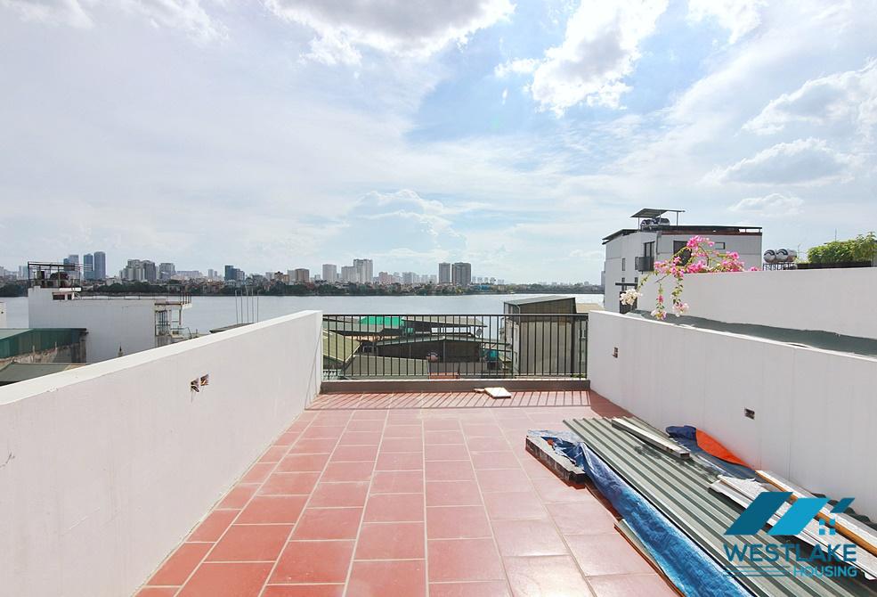 A high floor studio for rent in Dang Thai Mai, Tay Ho