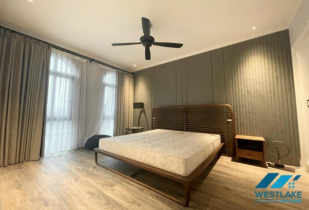 Beautiful villa for rent in Vinhomes Riverside the Harmony, Long Bien, Ha Noi for rent