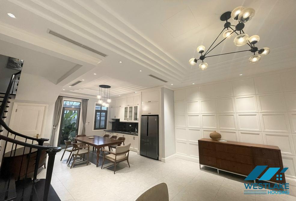Beautiful villa for rent in Vinhomes Riverside the Harmony, Long Bien, Ha Noi for rent