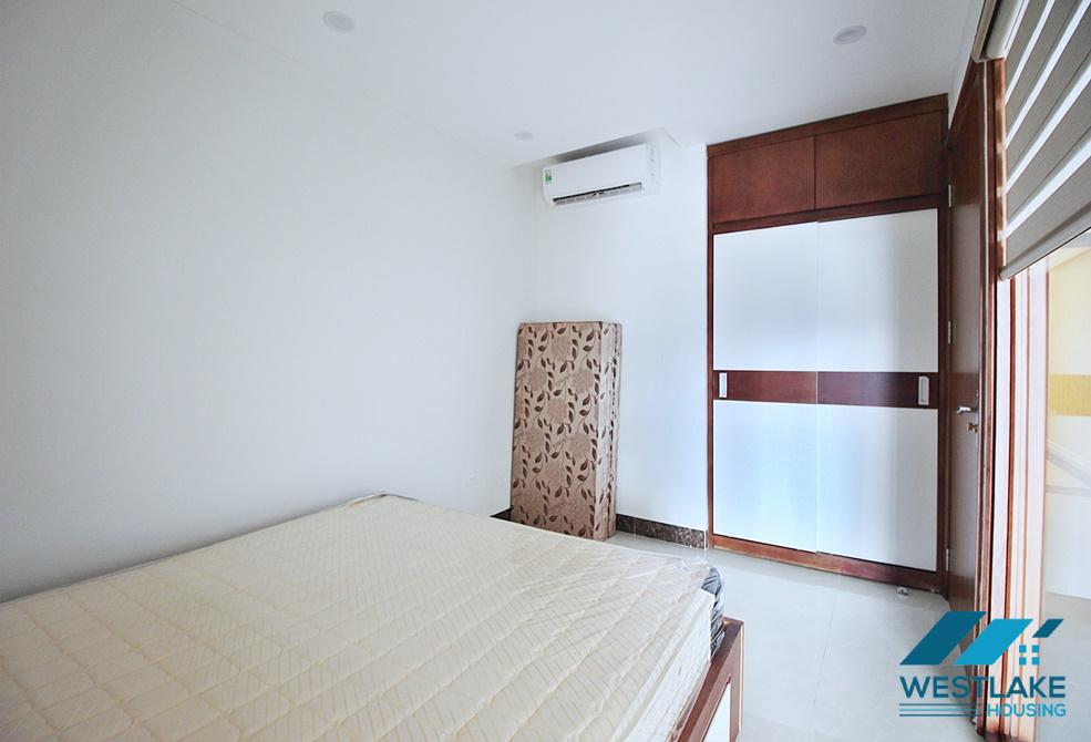 Căn hộ D'leroi Soleil 2 phòng ngủ ấm cúng tại Xuân Diệu, Tây Hồ cho thuê