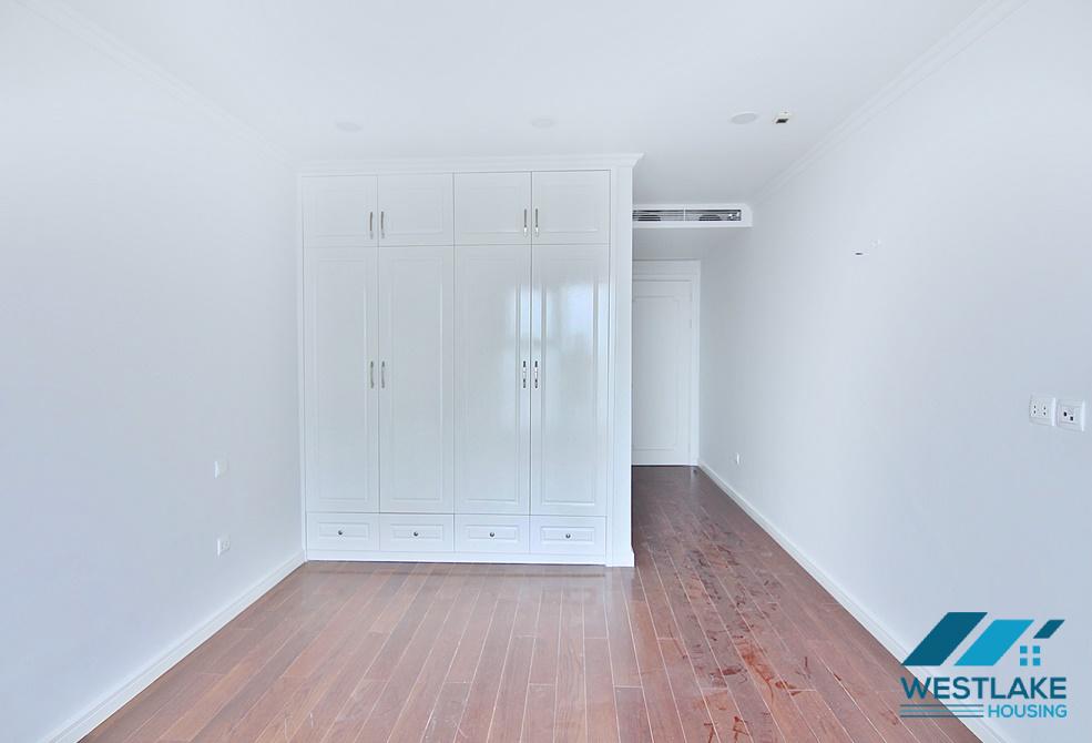 A magnificent 4 bedroom apartment for rent in De L’Roi Soleil, Xuan Dieu, Tay Ho