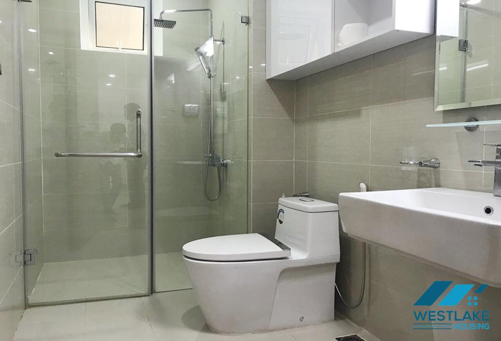 Căn hộ 3 phòng ngủ phong cách hiện đại cho thuê tại Ciputra, Tây Hồ