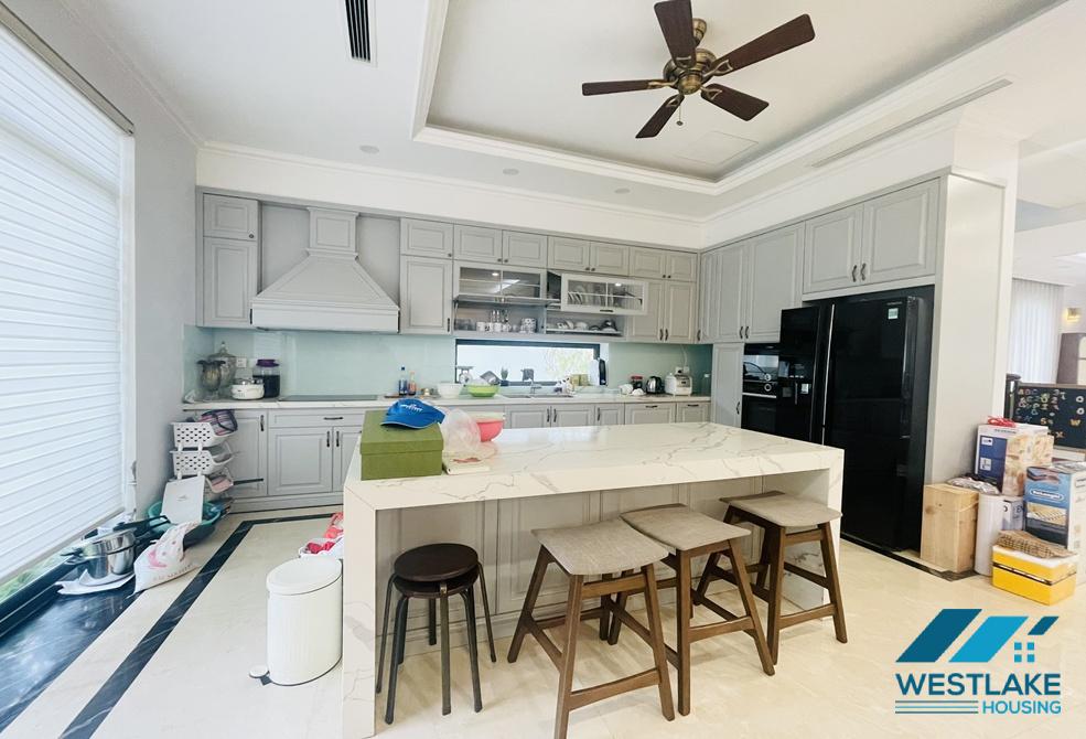 Modern and high quality corner villa for rent on Nguyet Que street, in Vinhomes Riverside The Harmony, Long Bien, Ha Noi