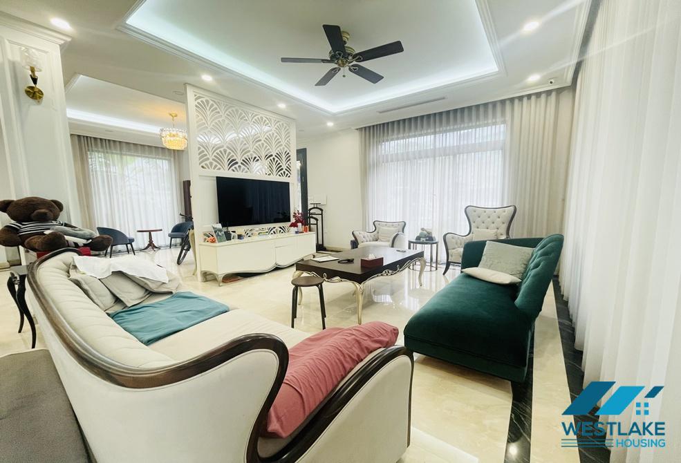 Modern and high quality corner villa for rent on Nguyet Que street, in Vinhomes Riverside The Harmony, Long Bien, Ha Noi