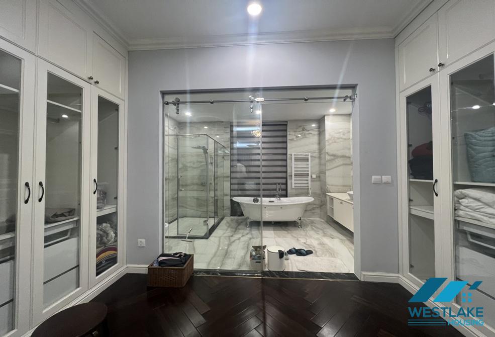 Modern and high quality corner villa for rent on Nguyet Que street, in Vinhomes Riverside The Harmony, Long Bien, Ha Noi