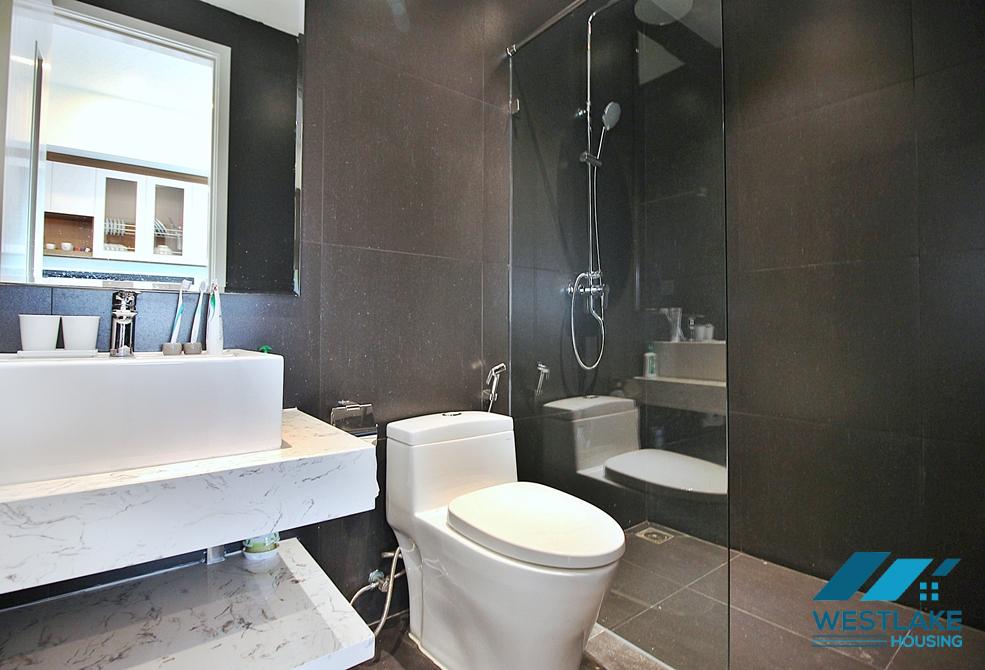 Căn Hộ 2 Phòng Ngủ Mới Đẹp Hiện Đại, Ban Công View Hồ Sáng Thoáng Tại Phố Từ Hoa, Tây Hồ