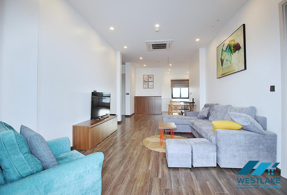 Căn Hộ 2 Phòng Ngủ Mới Đẹp Hiện Đại, Ban Công View Hồ Sáng Thoáng Tại Phố Từ Hoa, Tây Hồ