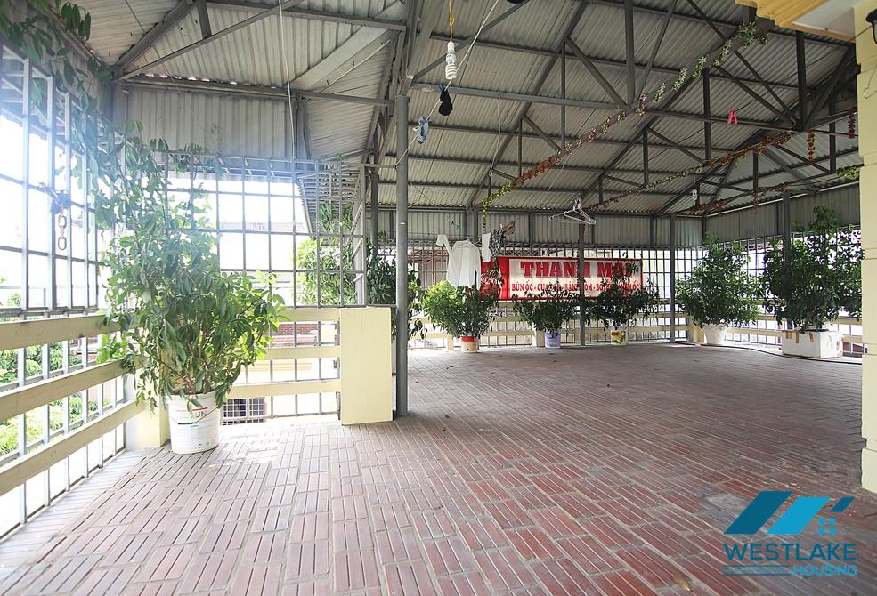 A four bedroom house for rent in Dang Thai Mai, Tay Ho, Ha Noi