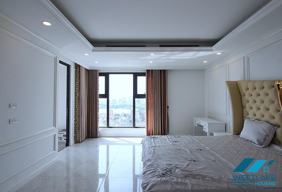A gorgeous D'Le Roi Soleil apartment with amazing West Lake view for rent