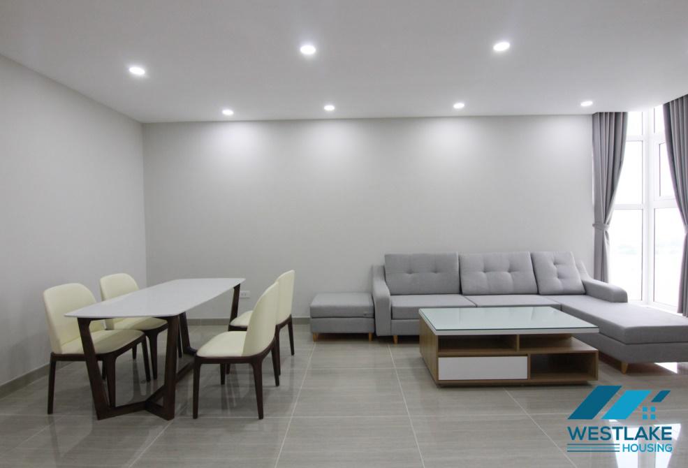Căn hộ 3 phòng ngủ mới đẹp cho thuê tại Ciputra