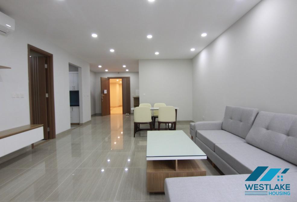 Căn hộ 3 phòng ngủ mới đẹp cho thuê tại Ciputra