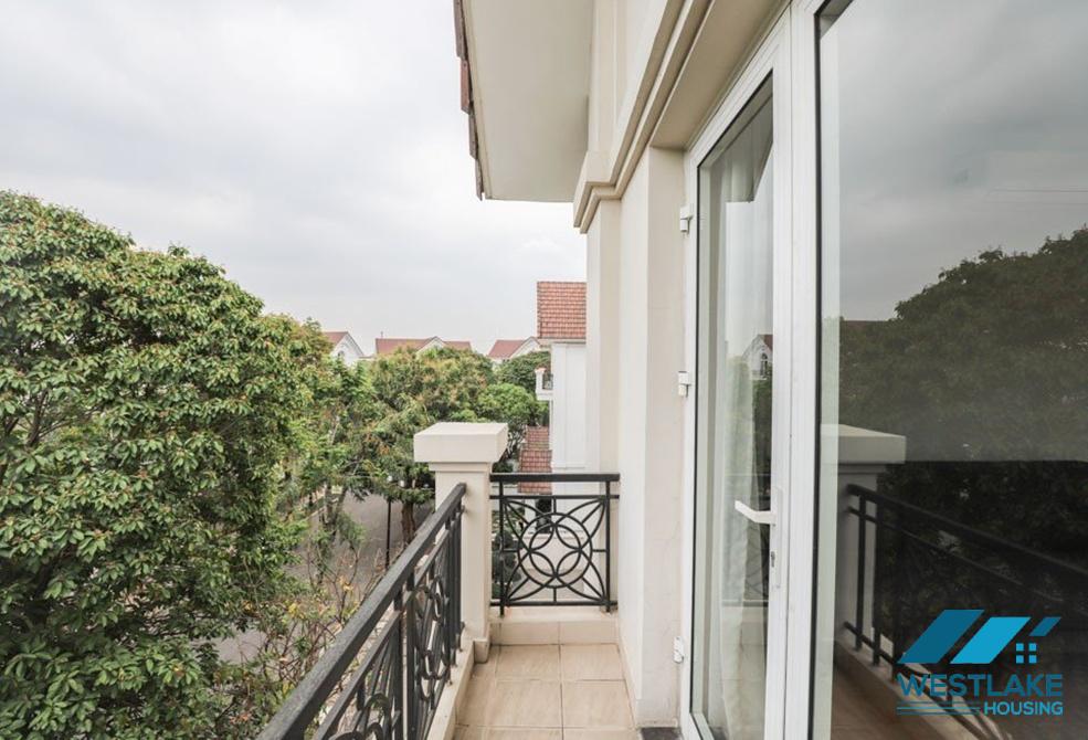 Fully furnished villa for rent in Vinhomes Riverside, Long Bien, Ha Noi