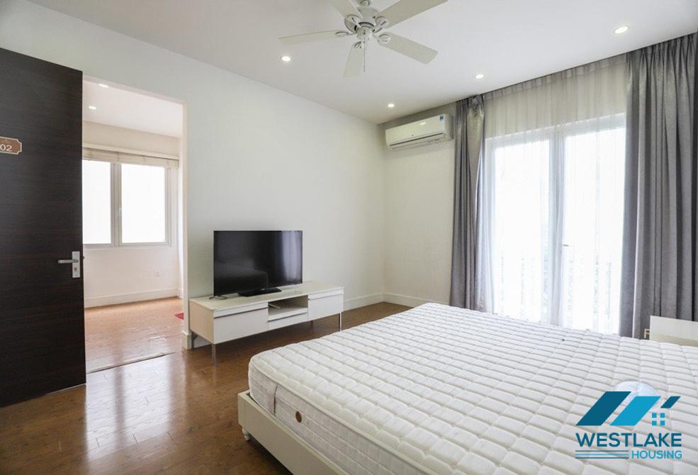 Fully furnished villa for rent in Vinhomes Riverside, Long Bien, Ha Noi