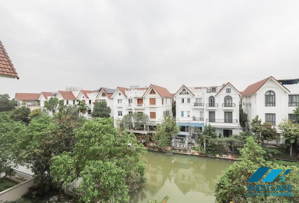 Fully furnished villa for rent in Vinhomes Riverside, Long Bien, Ha Noi