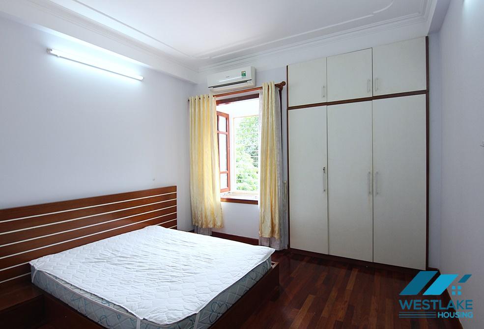 A 4 ensuit bedroom house for rent in Dang Thai Mai, Tay Ho, Ha Noi