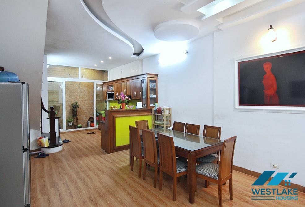A spacious 4 bedroom house for rent in Dang Thai Mai, Tay Ho, Ha Noi