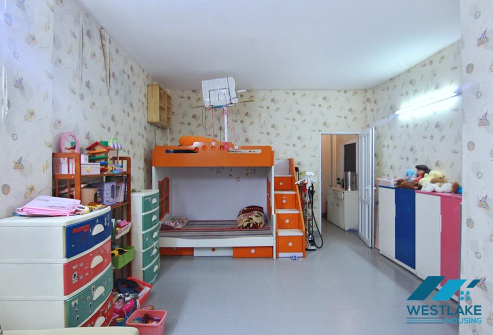 A spacious 4 bedroom house for rent in Dang Thai Mai, Tay Ho, Ha Noi