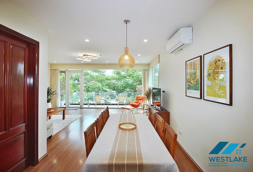 Lovely 03 bedrooms apartment for rent on Quang An Street, Tay Ho, Ha Noi