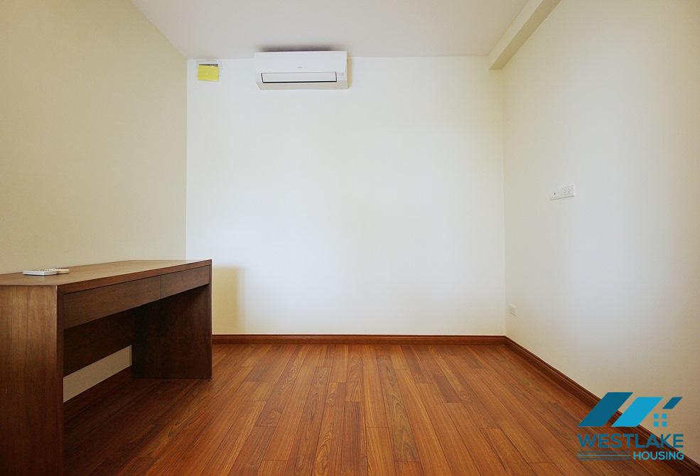 Lovely 03 bedrooms apartment for rent on Quang An Street, Tay Ho, Ha Noi