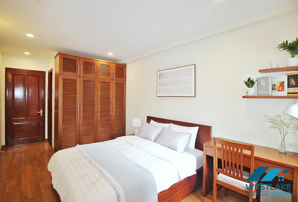 Lovely 03 bedrooms apartment for rent on Quang An Street, Tay Ho, Ha Noi