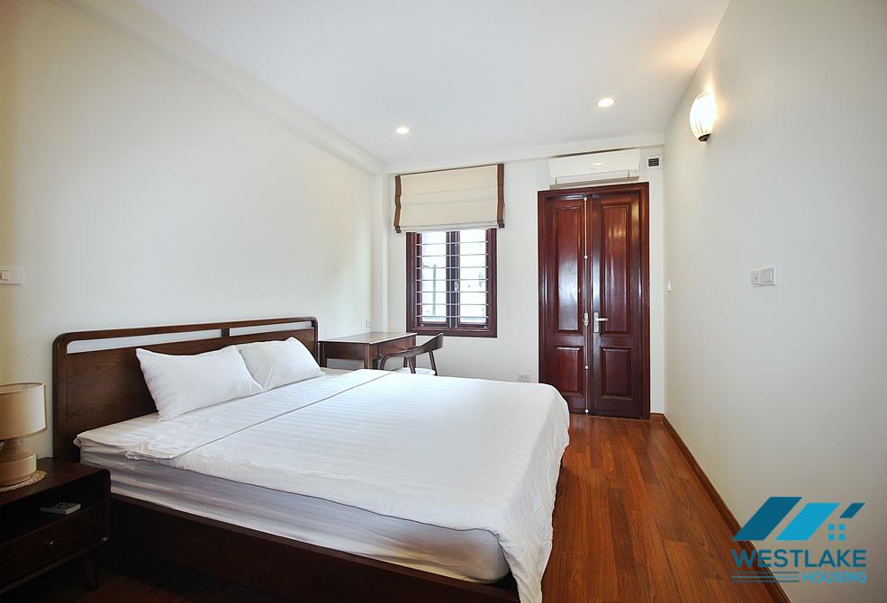 Bright 3 bedrooms apartment with beautiful lake view for rent in Tay Ho, Ha Noi