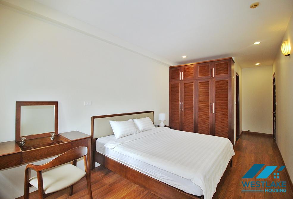 Bright 3 bedrooms apartment with beautiful lake view for rent in Tay Ho, Ha Noi