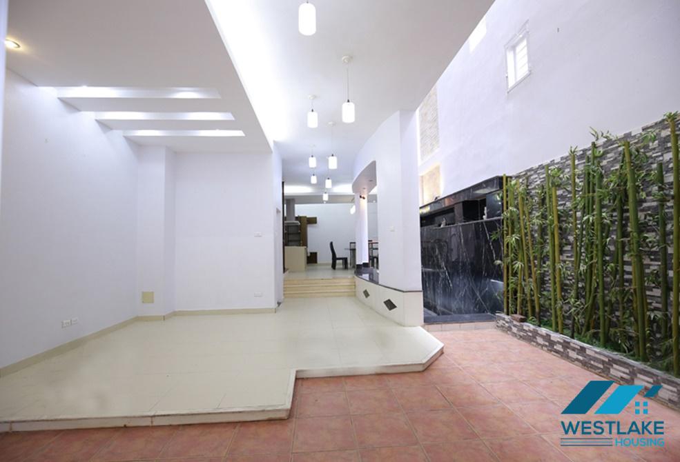 A pretty 4 bedroom house for rent in Dang Thai Mai, Tay Ho