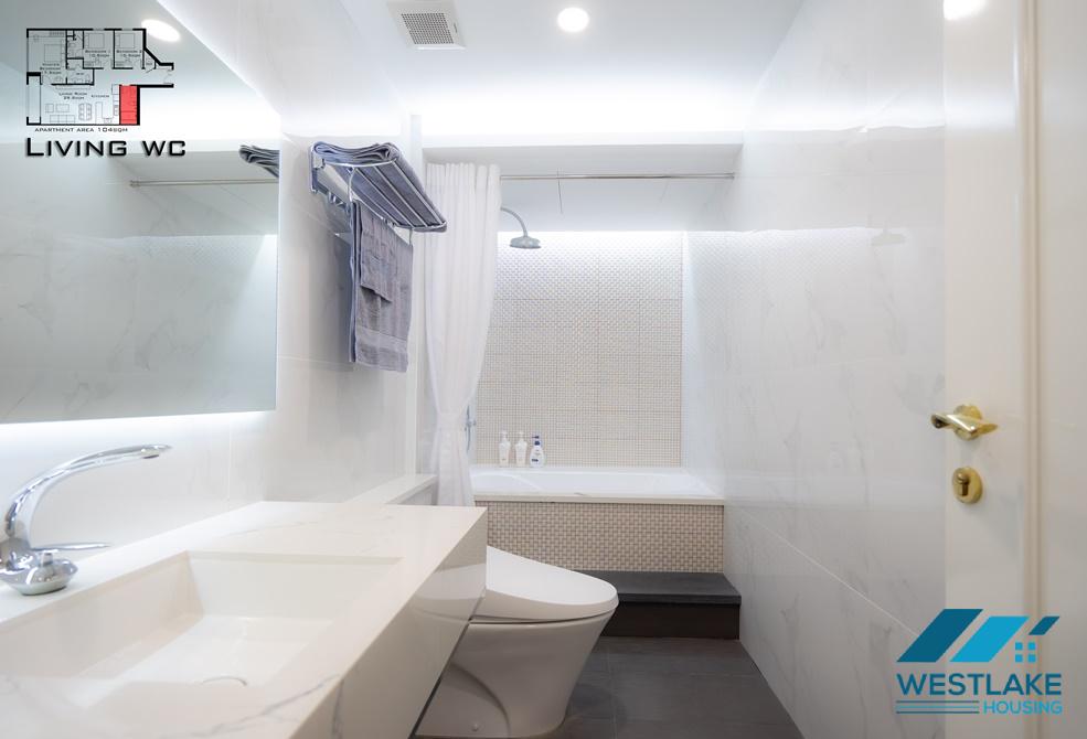 Cho thuê căn hộ 3 phòng ngủ đẹp tại D' Leroil Xuân Diệu, Tây Hồ