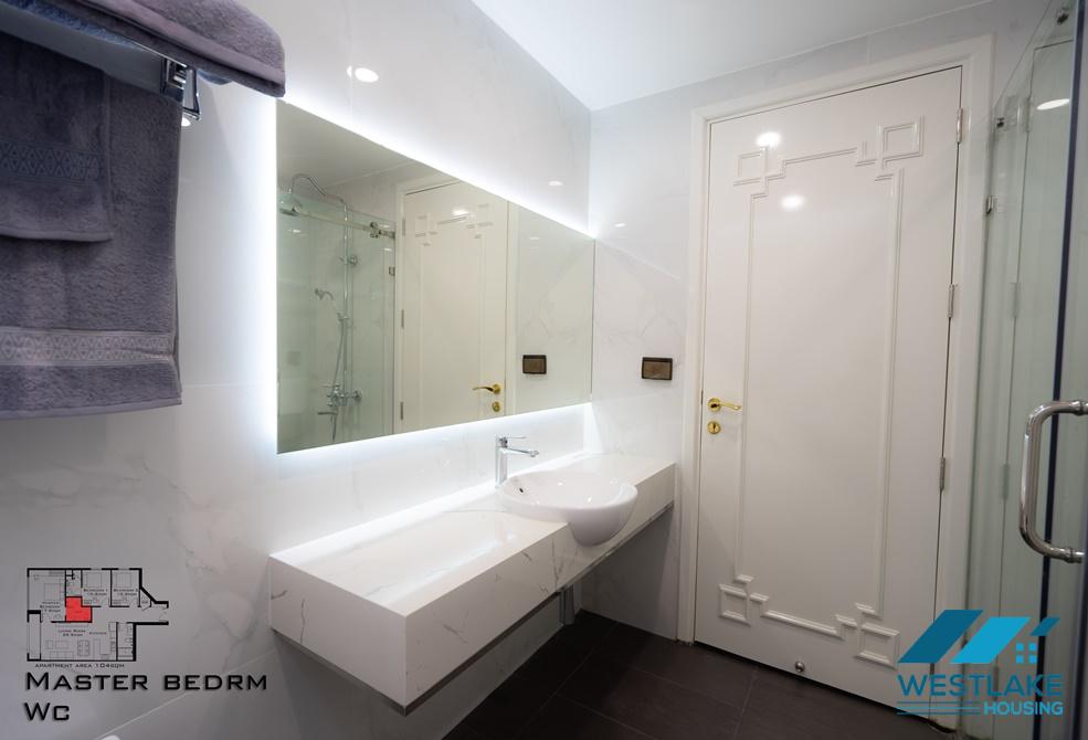 Cho thuê căn hộ 3 phòng ngủ đẹp tại D' Leroil Xuân Diệu, Tây Hồ