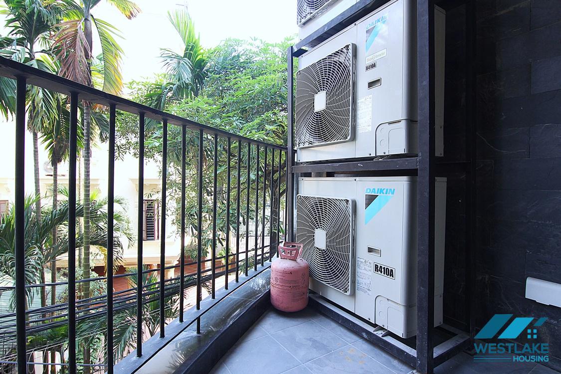 Căn Hộ Thiết Kế Hiện Đại 02 Phòng Ngủ Cho Thuê Tại Tô Ngọc Vân,Tây Hồ, Hà Nội