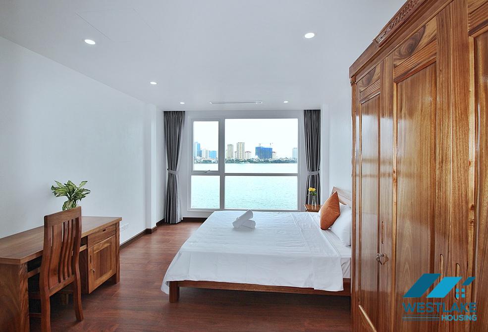 Lake view and bright 2 bedrooms apartment for rent in Xom Chua, Dang Thai Mai, Tay Ho