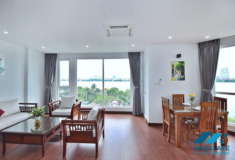 Lake view and bright 2 bedrooms apartment for rent in Xom Chua, Dang Thai Mai, Tay Ho