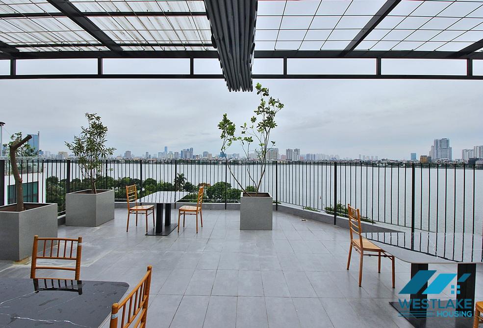 Lake view and bright 2 bedrooms apartment for rent in Xom Chua, Dang Thai Mai, Tay Ho