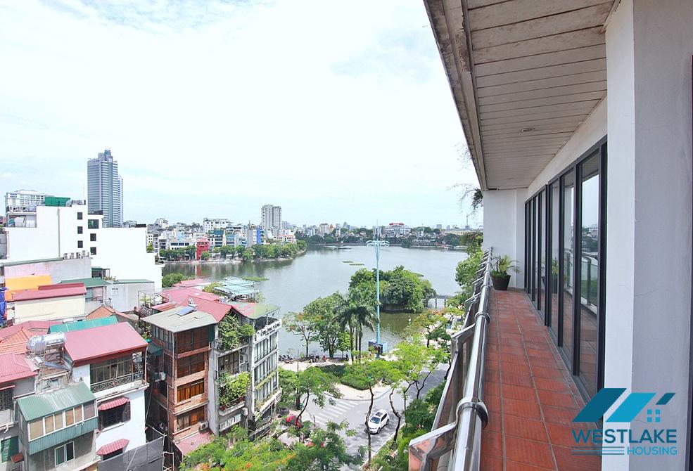 Beautiful 4 bedrooms apartment for rent with amazing West Lake view in Tay Ho, Ha Noi