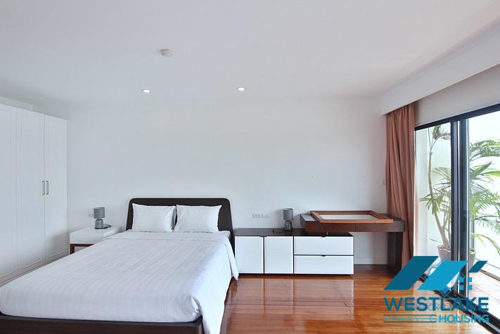 Beautiful 4 bedrooms apartment for rent with amazing West Lake view in Tay Ho, Ha Noi