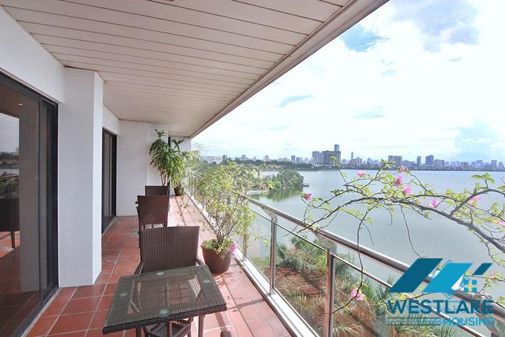 Beautiful 4 bedrooms apartment for rent with amazing West Lake view in Tay Ho, Ha Noi