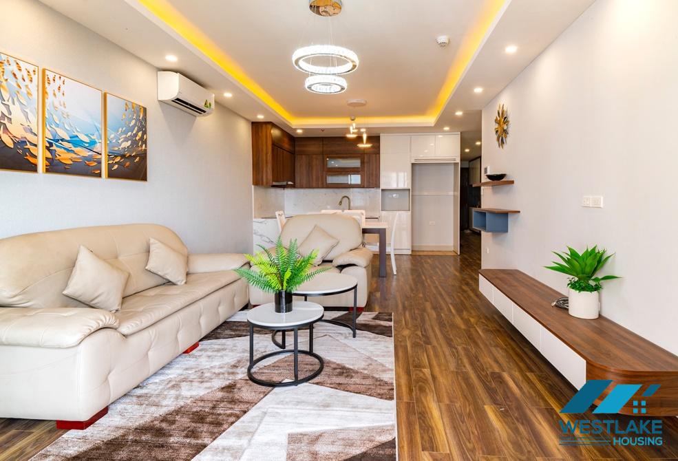 Cho thuê căn hộ 2 phòng ngủ hiện đại tại Xuân Diệu, Tây Hồ