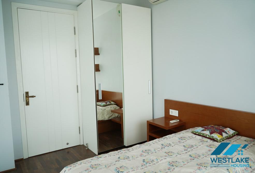 Cho thuê căn hộ 2 phòng ngủ lớn tại tòa nhà L, Ciputra, Hà Nội