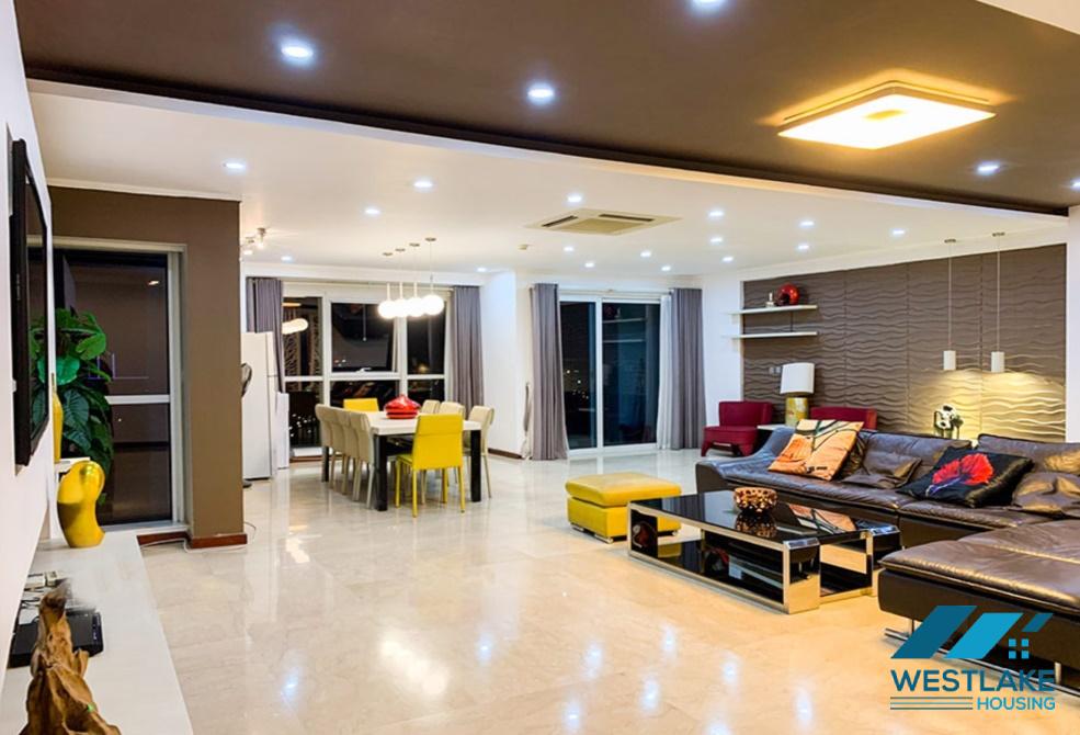 Căn hộ đẹp và hiện đại tại tòa nhà L cho thuê