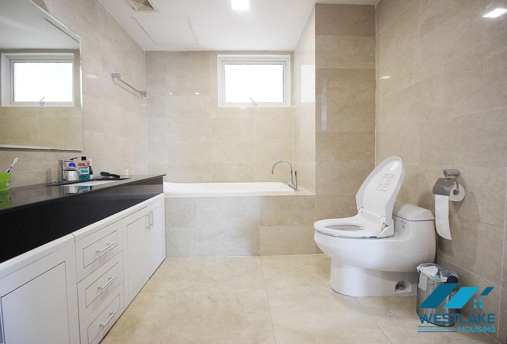 Căn hộ đẹp và hiện đại tại tòa nhà L cho thuê